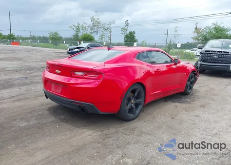 2018 Chevrolet Camaro 1Ls z USA, uszkodzony, nr VIN 1G1FA1RXXJ0100582